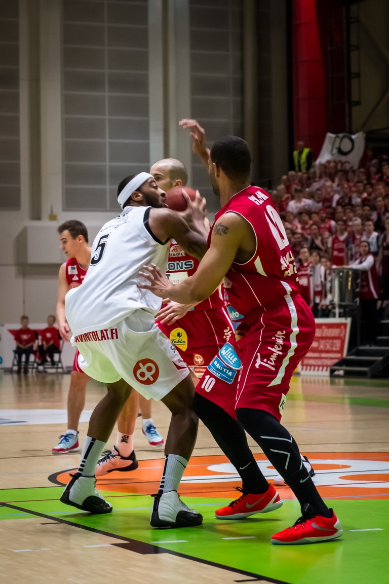 Vilpas_Bisons_161215_kuvat_ANenonen-52